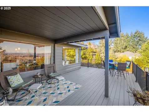 791 SW Red Hills Drive Dundee OR 97115