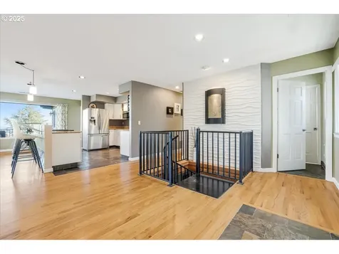 791 SW Red Hills Drive Dundee OR 97115