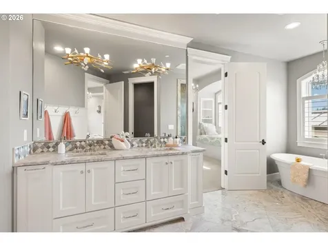 33112 NW 47th Court Ridgefield WA 98642