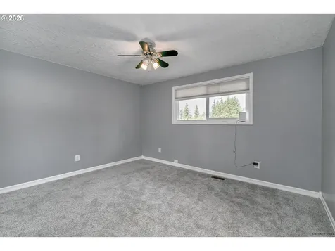 991 NE Foothills Drive Estacada OR 97023