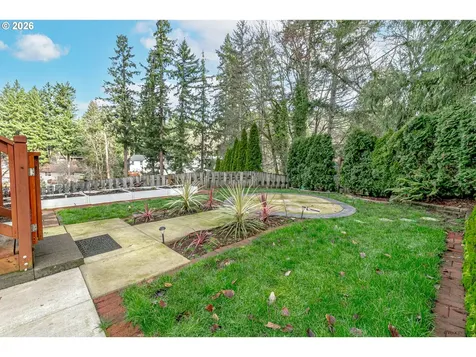 991 NE Foothills Drive Estacada OR 97023