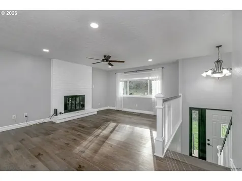 991 NE Foothills Drive Estacada OR 97023