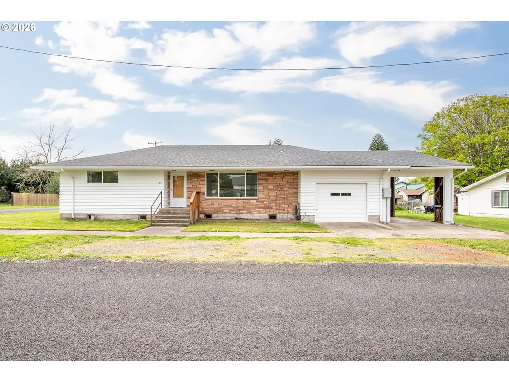 301 Cedar Street Toledo WA 98591