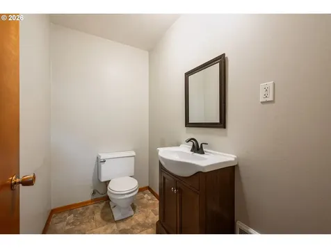 301 Cedar Street Toledo WA 98591