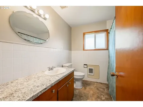 301 Cedar Street Toledo WA 98591