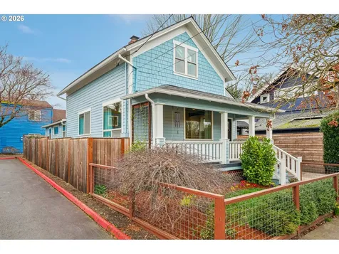 623 NE Sacramento Street Portland OR 97212