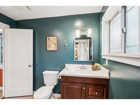 623 NE Sacramento Street Portland OR 97212