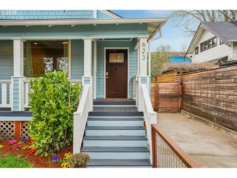 623 NE Sacramento Street Portland OR 97212