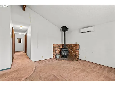 798 Driftwood Drive Eugene OR 97402