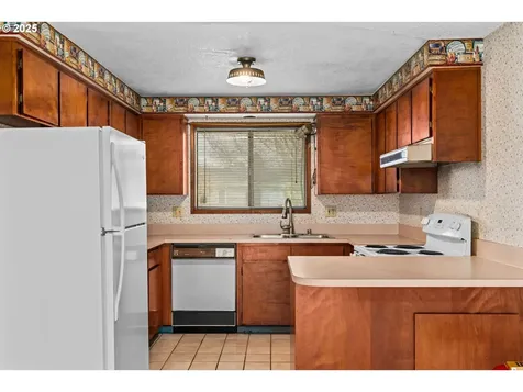 798 Driftwood Drive Eugene OR 97402