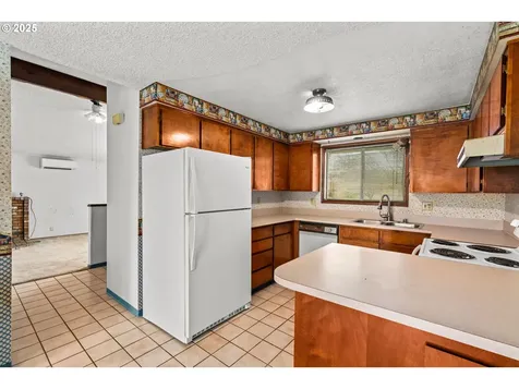 798 Driftwood Drive Eugene OR 97402