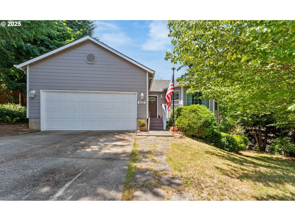 1422 SW Pioneer Drive Willamina OR 97396