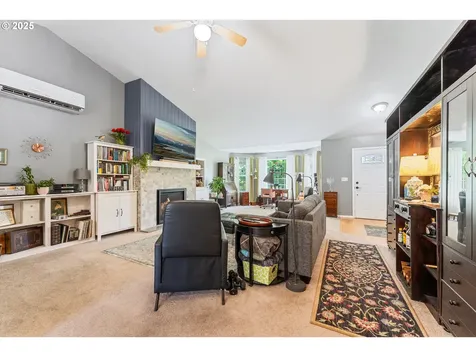 1422 SW Pioneer Drive Willamina OR 97396