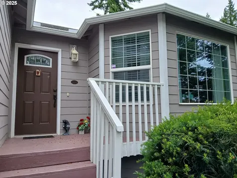 1422 SW Pioneer Drive Willamina OR 97396