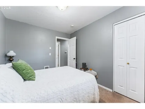 1422 SW Pioneer Drive Willamina OR 97396