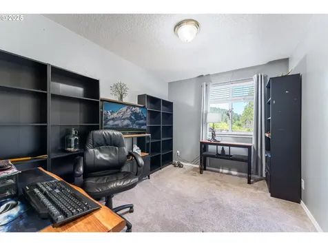 1422 SW Pioneer Drive Willamina OR 97396