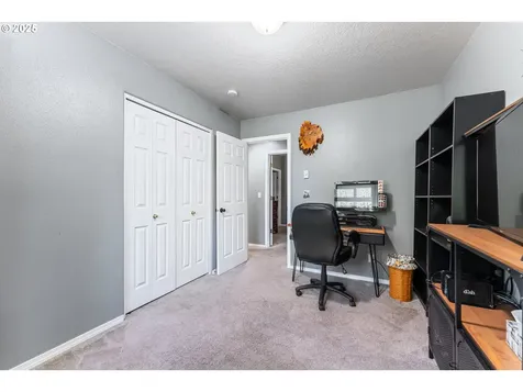 1422 SW Pioneer Drive Willamina OR 97396