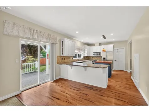 721 S Park Street Carlton OR 97111
