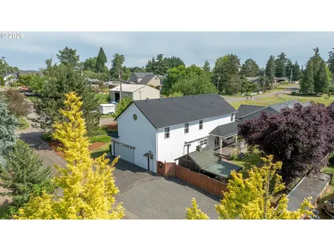 721 S Park Street Carlton OR 97111