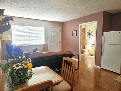 6481 SW Wren Street Culver OR 97734