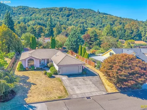 3305 Park Drive Columbia City OR 97018