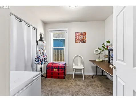 1570 SW Hill Street Dallas OR 97338