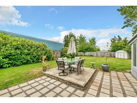 3811 Souza Street Eugene OR 97402
