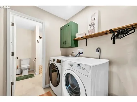 3811 Souza Street Eugene OR 97402