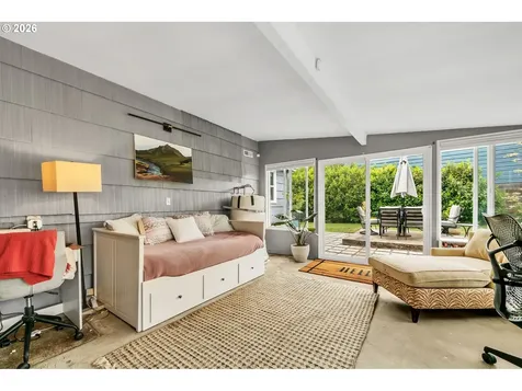 3811 Souza Street Eugene OR 97402