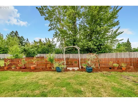 3811 Souza Street Eugene OR 97402