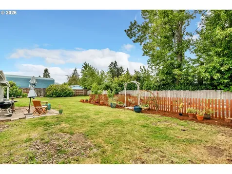 3811 Souza Street Eugene OR 97402
