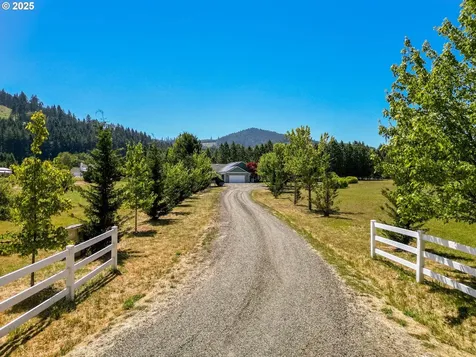 28297 Andrews Lane Corvallis OR 97330