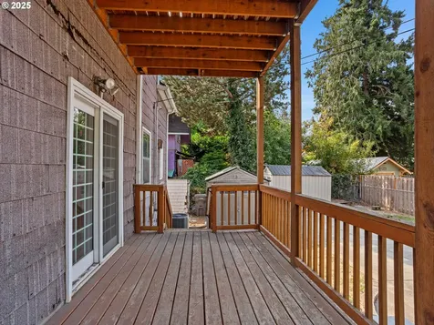 3954 SE Taylor Street Portland OR 97214