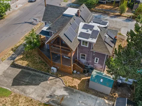 3954 SE Taylor Street Portland OR 97214