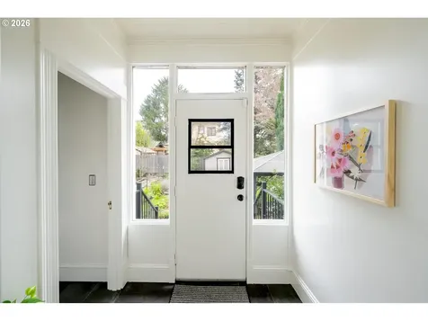 2002 NE 13th Avenue Portland OR 97212