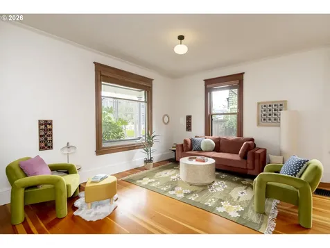 2002 NE 13th Avenue Portland OR 97212