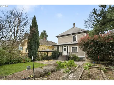 2002 NE 13th Avenue Portland OR 97212