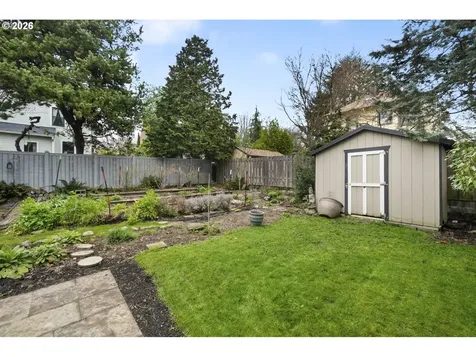 2002 NE 13th Avenue Portland OR 97212
