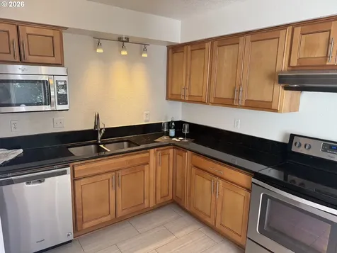 12078 SW Conestoga Drive Beaverton OR 97008
