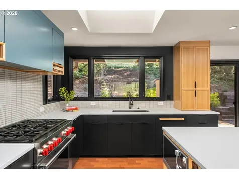 5745 SW Gaines Court Portland OR 97221