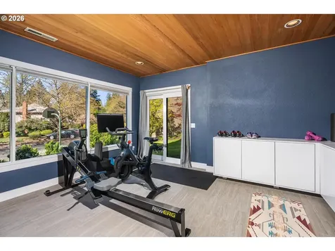 5745 SW Gaines Court Portland OR 97221
