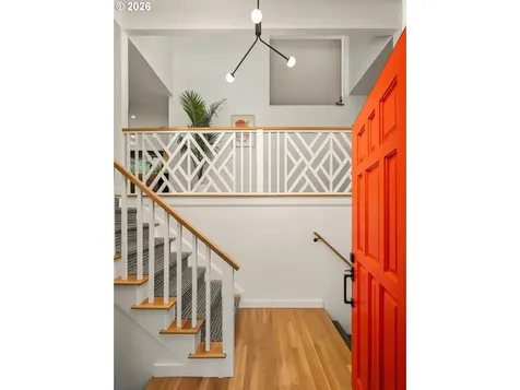 5745 SW Gaines Court Portland OR 97221