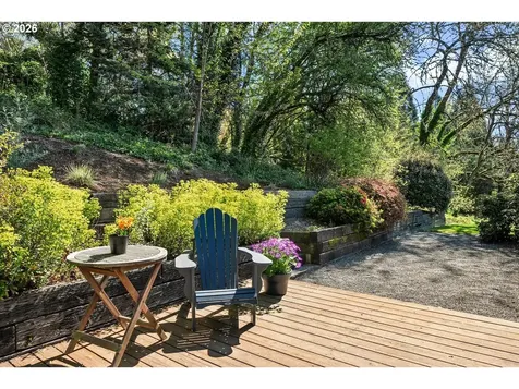 5745 SW Gaines Court Portland OR 97221