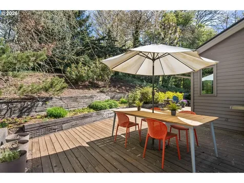 5745 SW Gaines Court Portland OR 97221