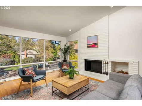 5745 SW Gaines Court Portland OR 97221