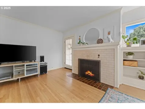 3142 NE Wasco Street Portland OR 97232