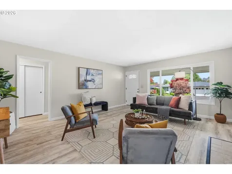 4934 SE Harvey Street Milwaukie OR 97222