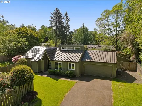 8130 SW Hemlock Street Portland OR 97223