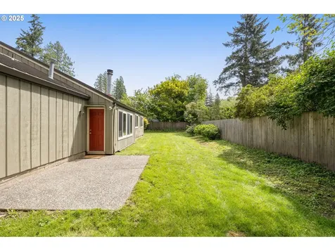 8130 SW Hemlock Street Portland OR 97223