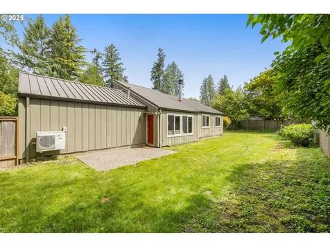 8130 SW Hemlock Street Portland OR 97223